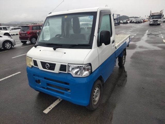 1029 Nissan Clipper truck U71T 2013 г. (LUM Fukuoka Nyusatsu)